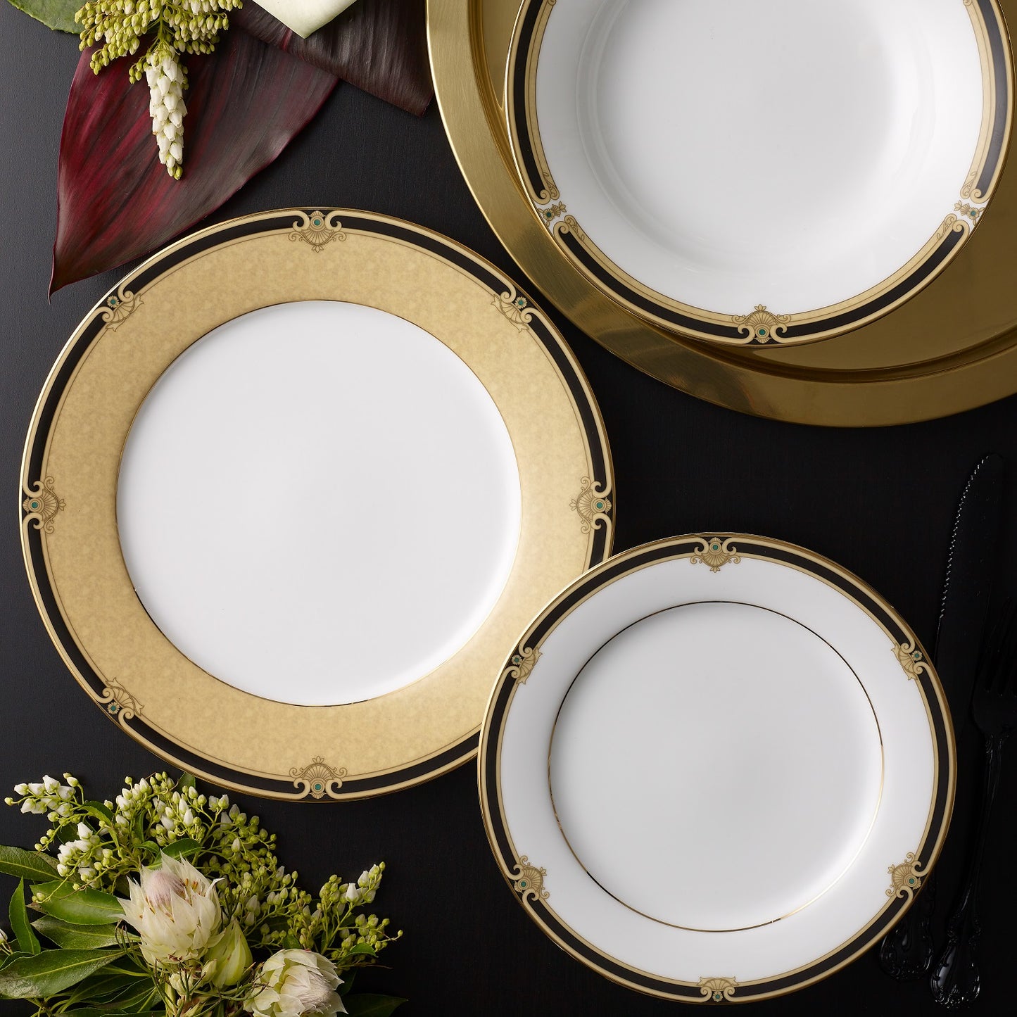Noritake 98pcs Dinner Set- Braidwood