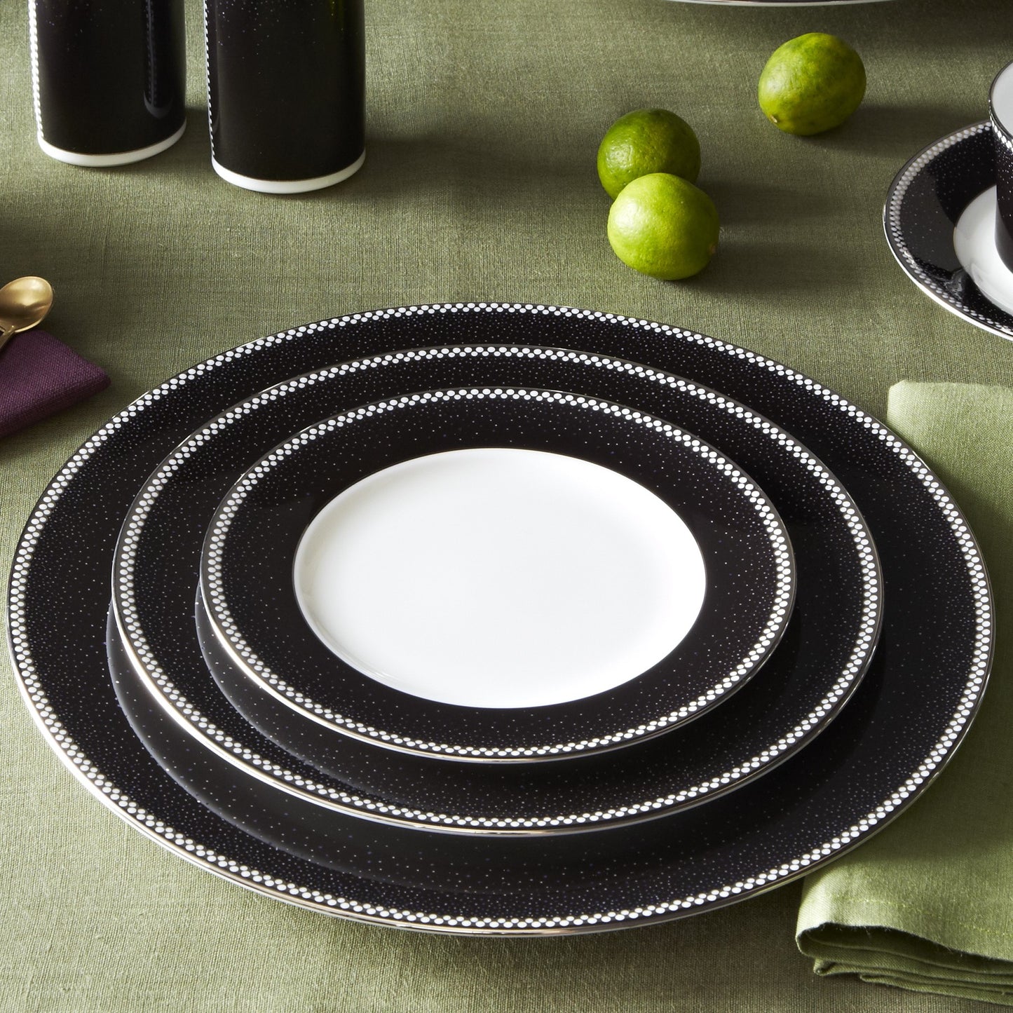 Noritake 98pcs Dinner Set- Pearl Noir