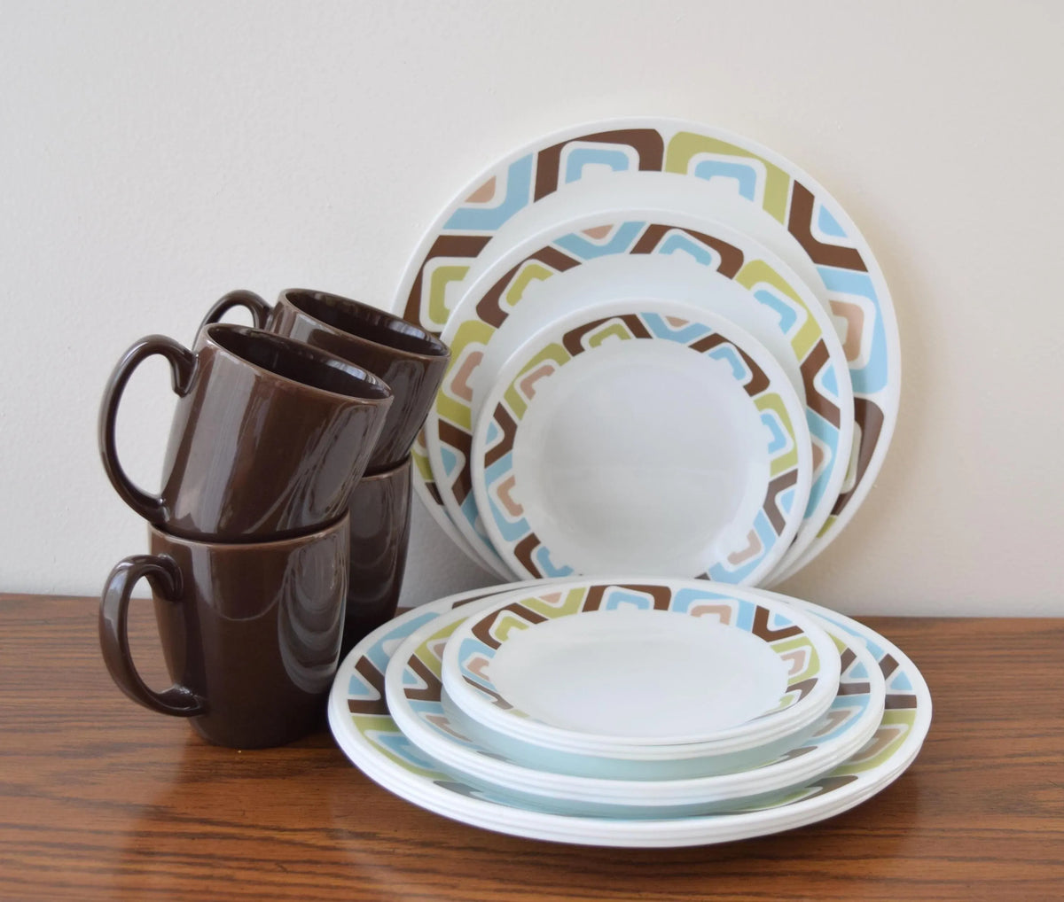 Corelle 16pc Dinner Set Squared Geometric Price in Pakistan